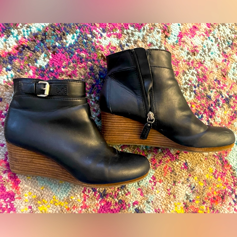 Dr. Scholl’s black leather wedge bootie with buckle detail